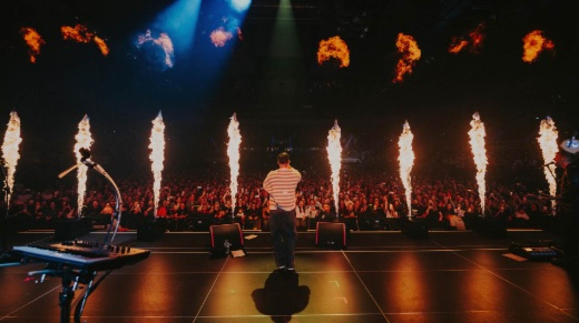 Nico Santos, Arena Tour 26