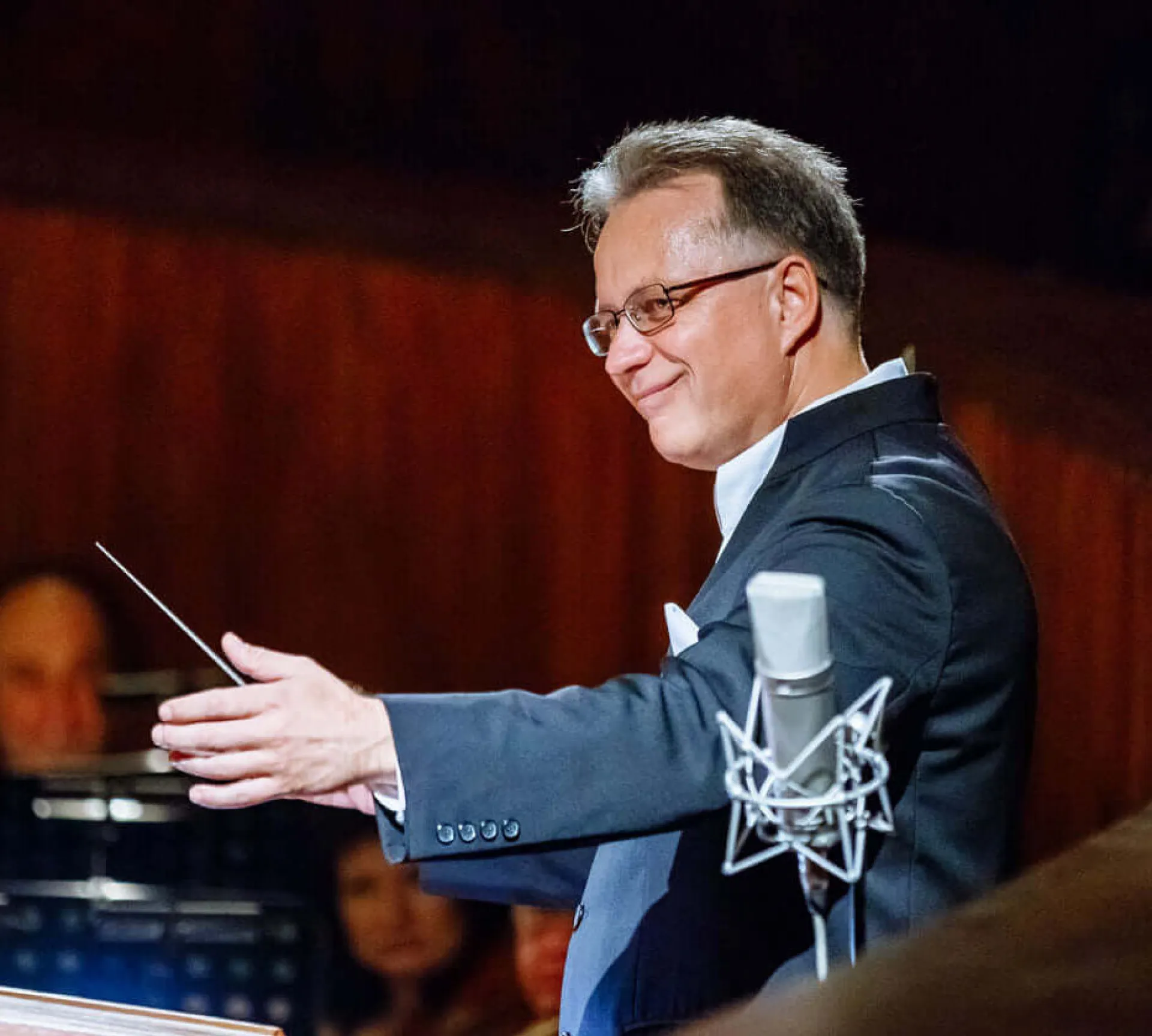 Andriy Yurkevych dirige Beethoven y Dvořák