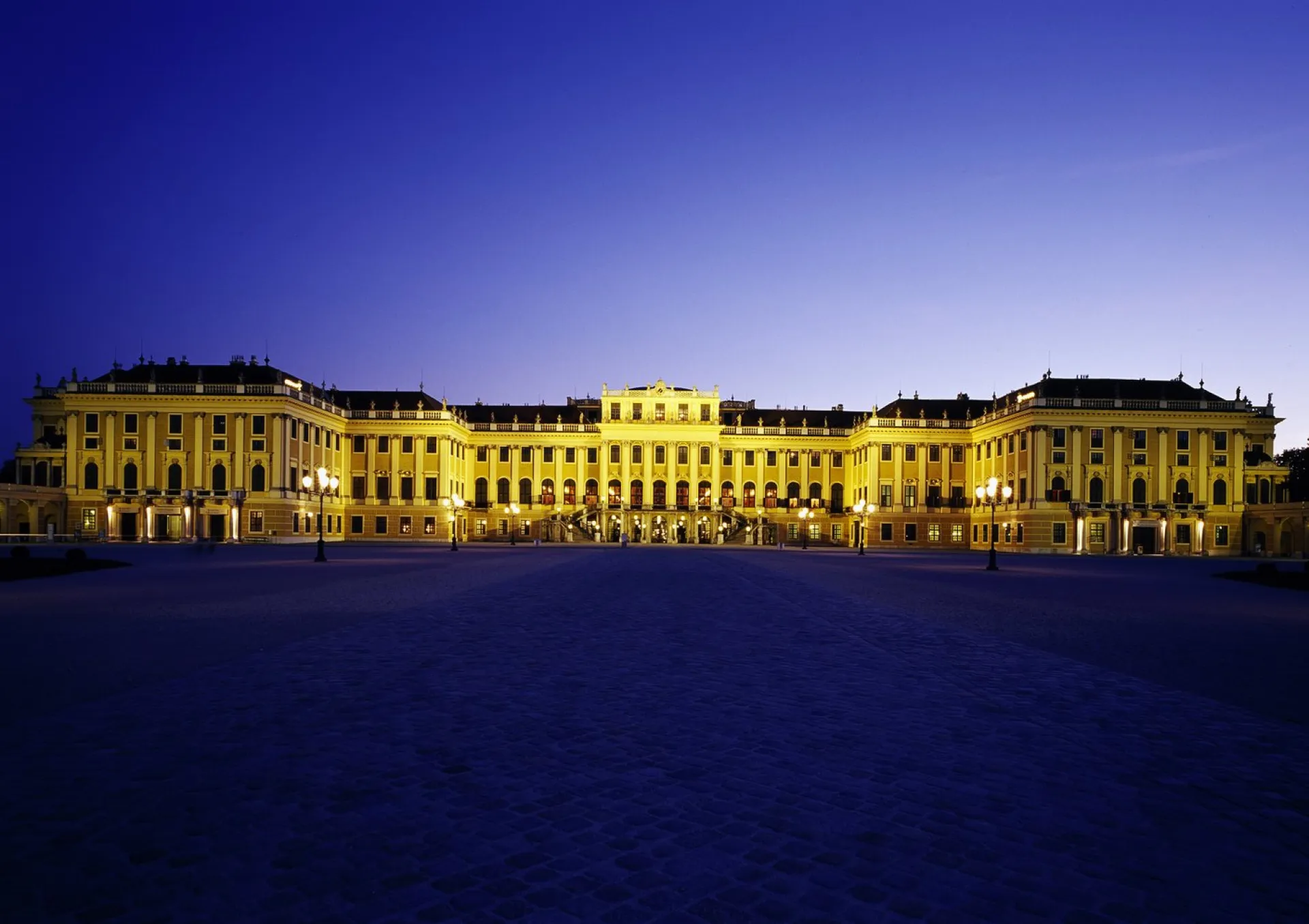 Schönbrunn Schlossführung und Konzert