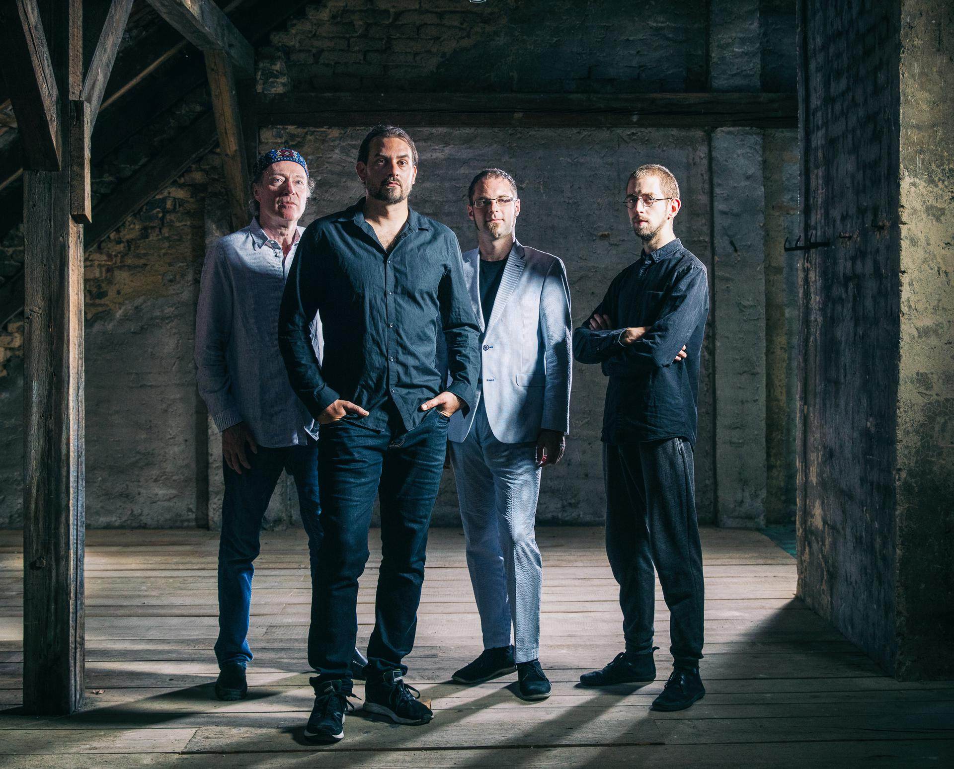 Harry Pepl and The Single Swinger Band
