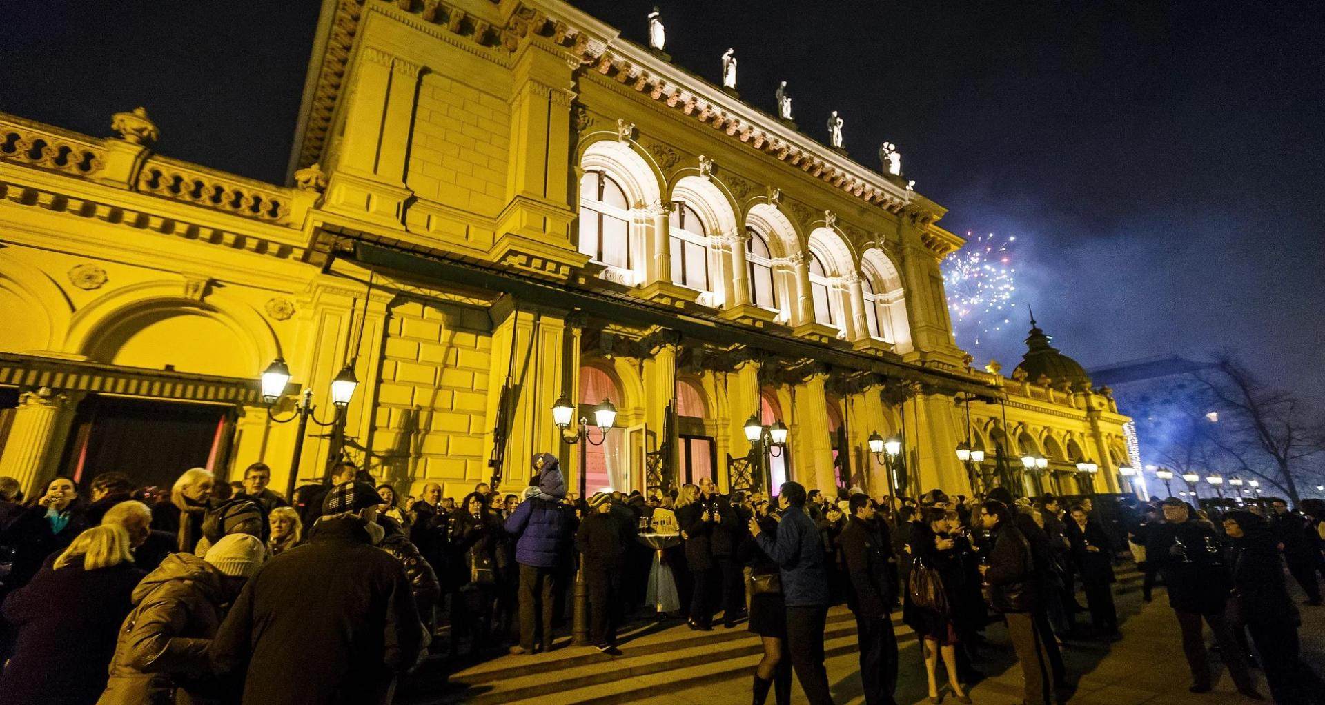 Concerto di Capodanno con Fuochi d´Artificio e Dopo-Festa