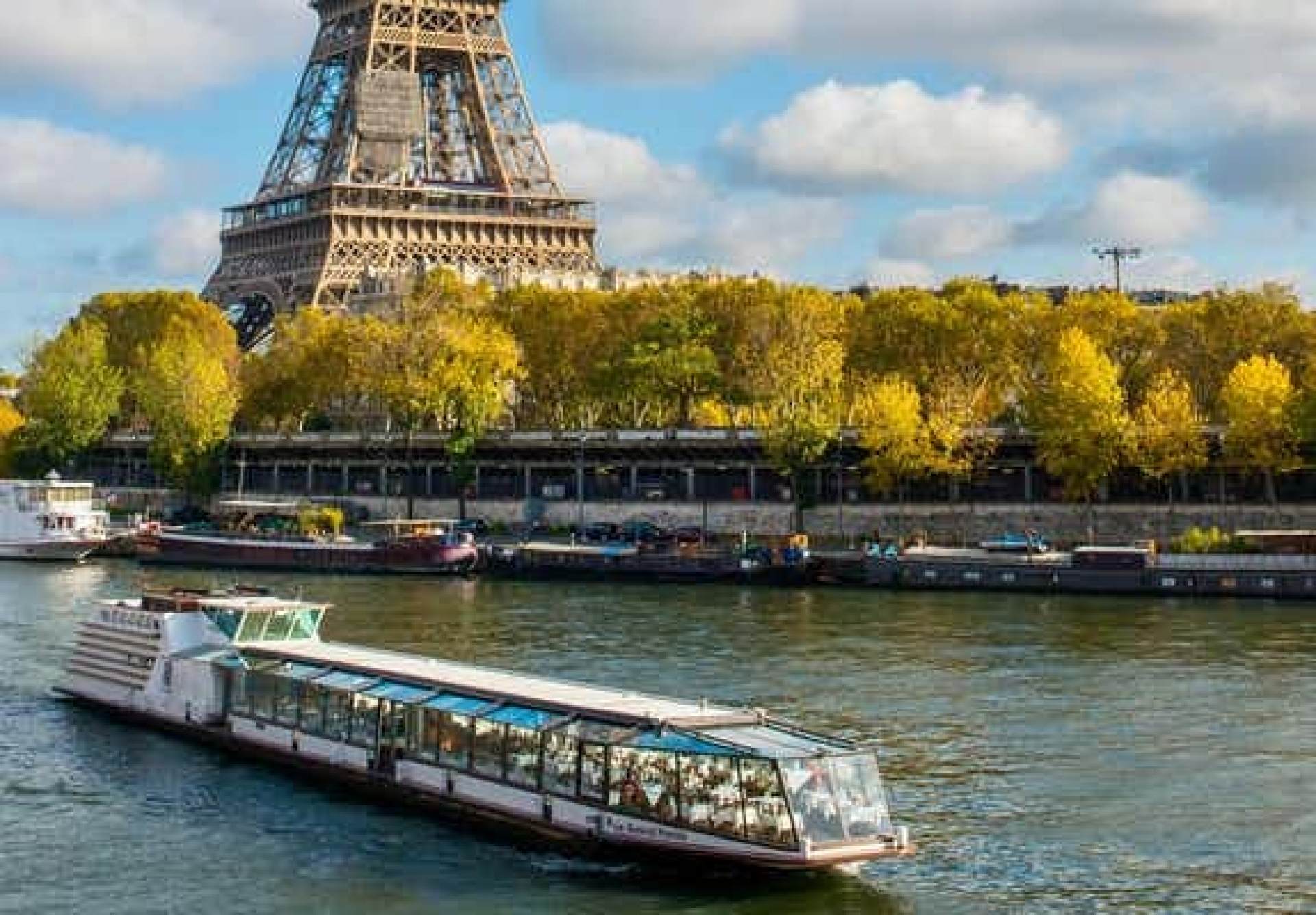 Musical Cruises on the Seine River Paris