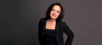 マリア・ビルがエディット・ピアフを歌う