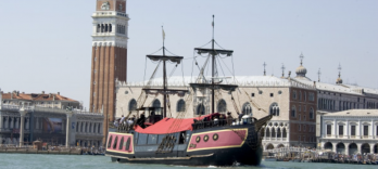 Galleon Dinner Cruise in Venice