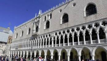 ドゥカーレ宮殿ヴェネツィア：パオロ・コンテ　コンサート