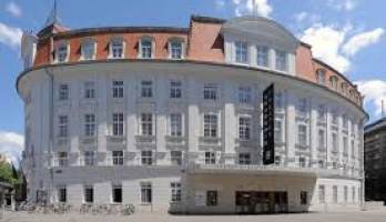 Teatrul Academiei (Akademietheater)