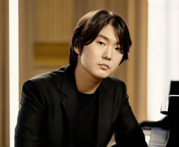 Seong-Jin Cho