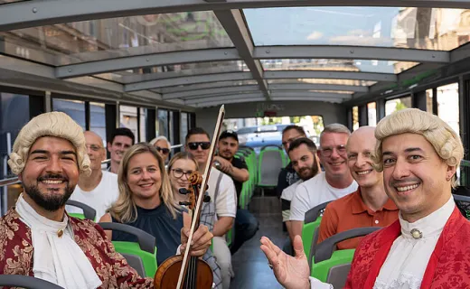 Mozart On Tour, концерт живой музыки в экскурсионном автобусе Вены
