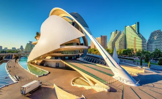 Palais des Arts Reina-Sofía