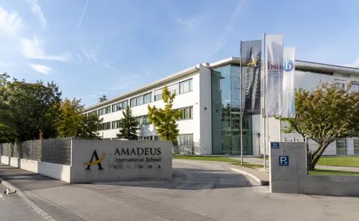 Escuela Internacional Amadeus