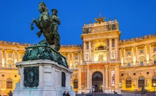 Viena Tours y Cruceros