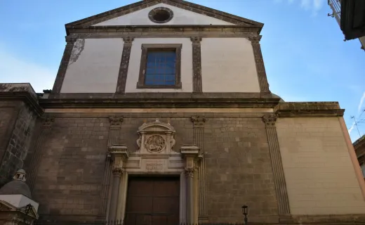 Église Santa Maria La Nova