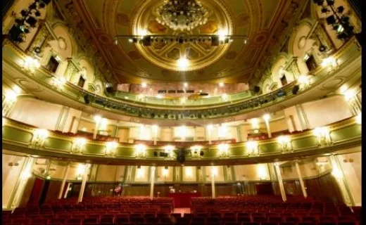 Her Majesty s Theatre