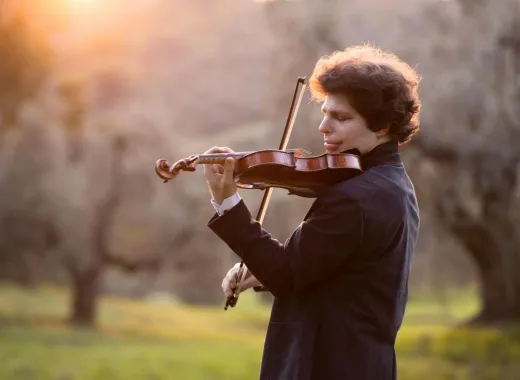 Augustin Hadelich, Violin