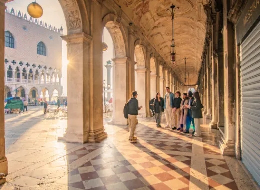 Venezia Ducale, Tour storico a piedi e Palazzo Ducale