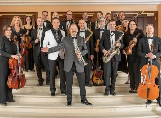 Swing Meets Classic