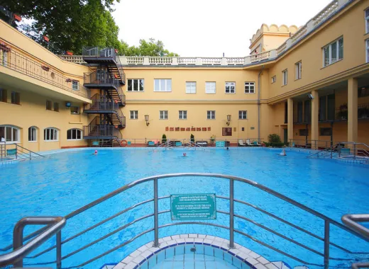 Baños Termales Lukács de Budapest - Entrada de Día Completo