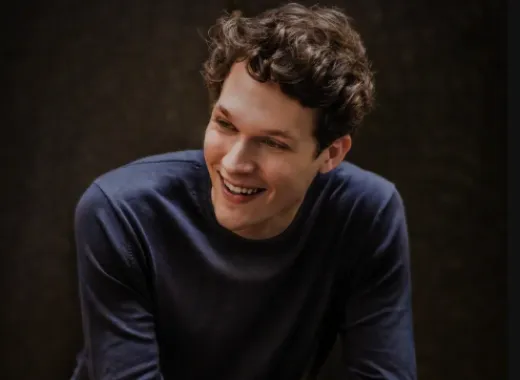 Lukas Sternath, Piano