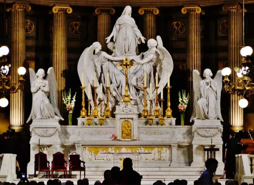 Ensemble Royal De Paris