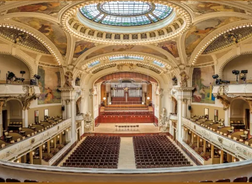 Vivaldi, Four Seasons in Smetana Hall