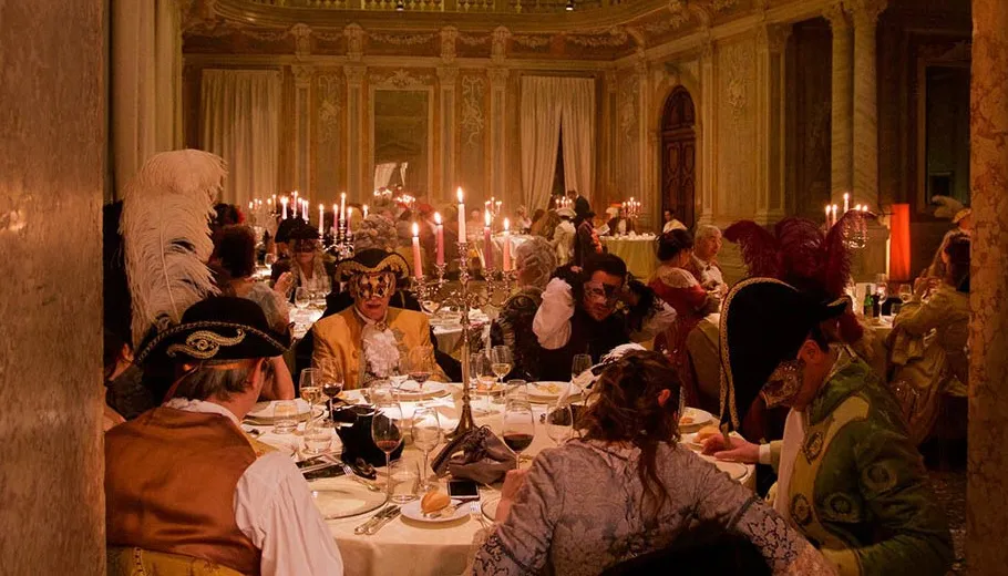 Ein Maskenball