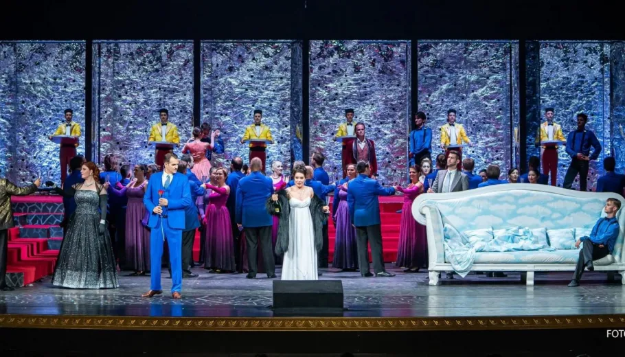 La Traviata